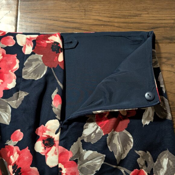 RW&CO pencil skirt navy red floral size 0 - Picture 9 of 15